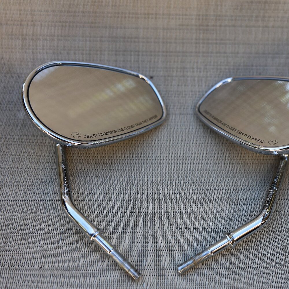2 Genuine Harley Davidson Mirrors
